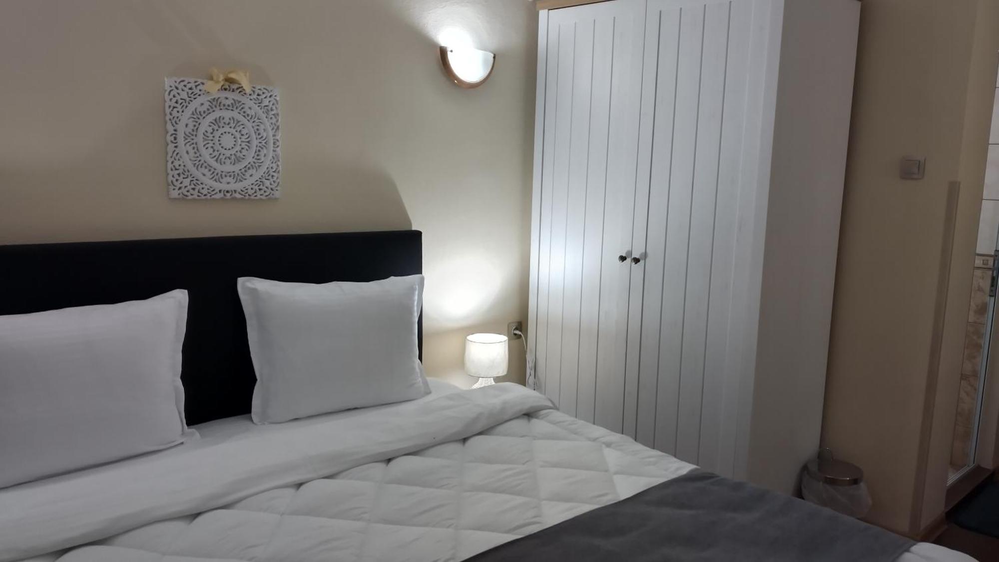 Victoria Family Hotel Balchik Exterior photo